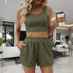 Trendy Queen 2-Piece Summer Outfit Sleeveless Crop Top & High Waisted Shorts Set